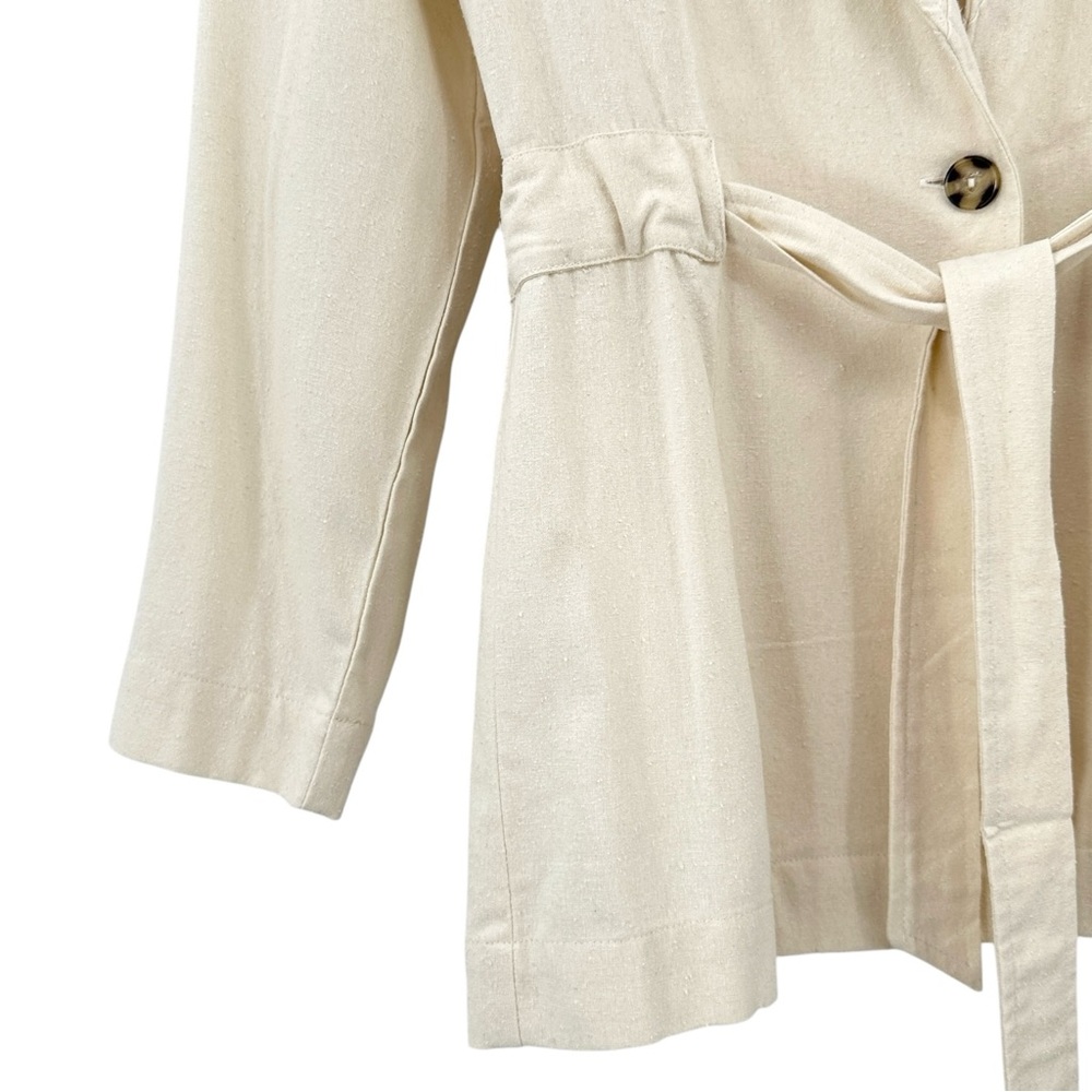 Chic Cream Belted Blazer for Women - Picture 7 of 11